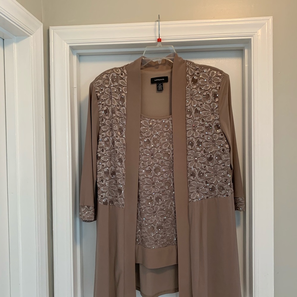 R&M Richards Pantsuit 2 pc